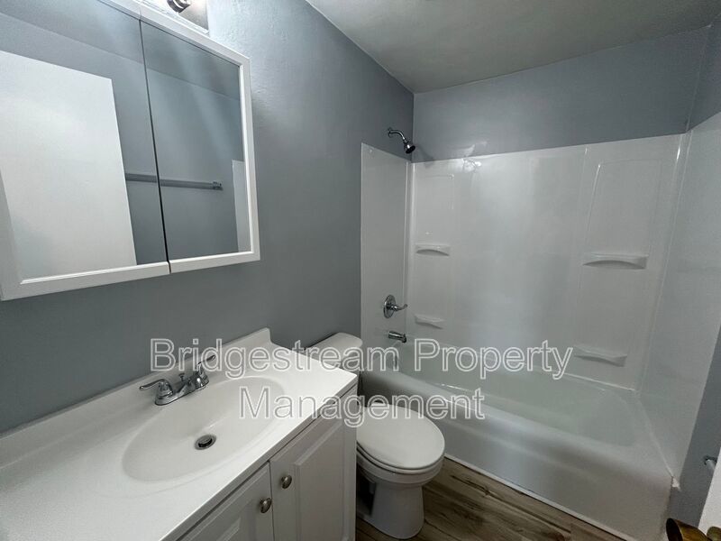 Cozy 2 Bed, 1.5 Bath Townhome in Fairborn property image