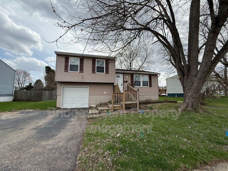 Cozy 3 Bed, 2.5 Bath Home Now Available property image