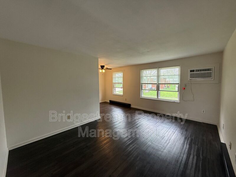 Cozy 2 Bed, 1 Bath Apartment Now Available property image