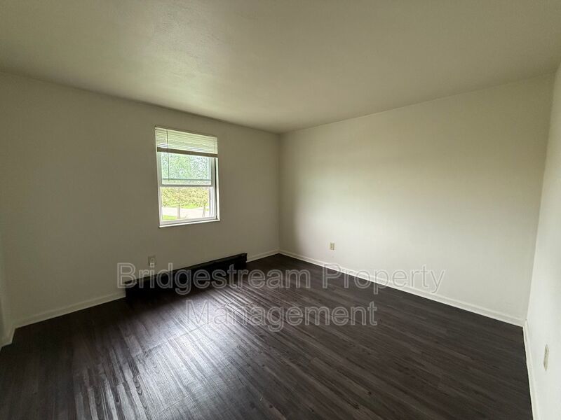 Cozy 2 Bed, 1 Bath Apartment Now Available property image