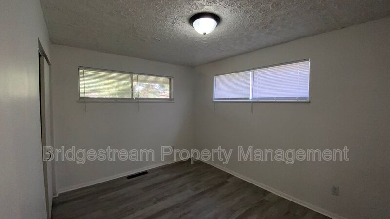 Cozy 4 Bed, 1 Bath Home Now Available property image