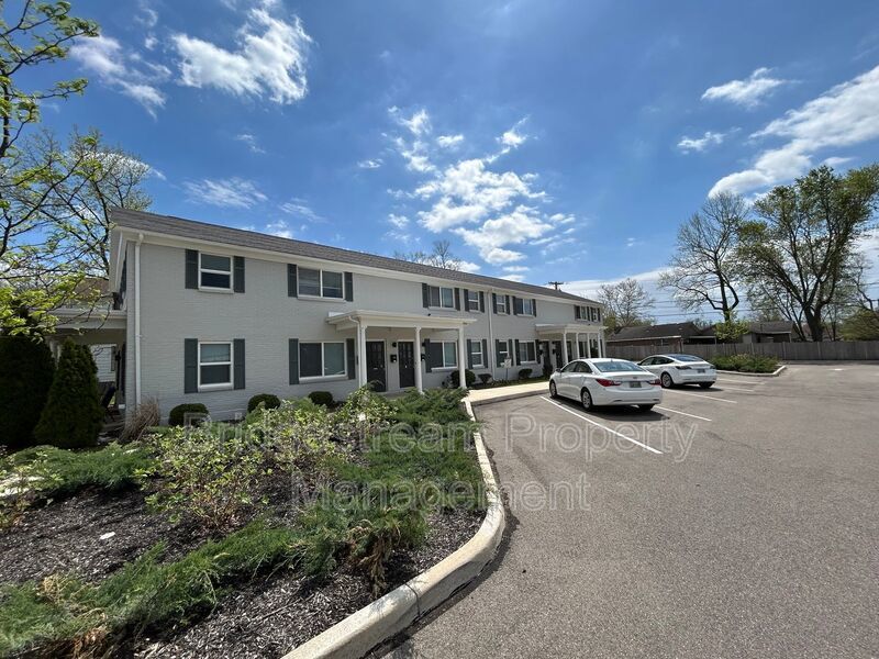 Beautifully Renovated 2 Bed, 2 Bath Unit in Centerville property image