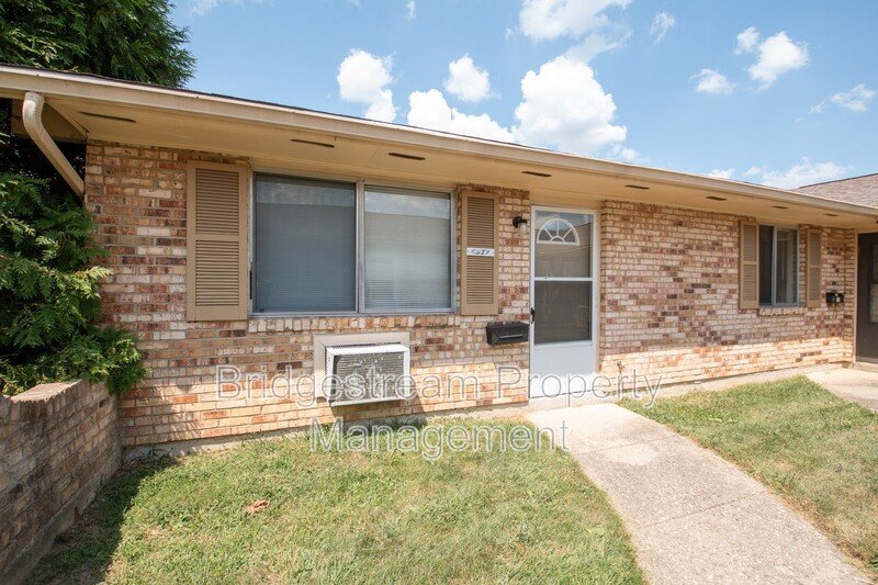 Cozy 2 Bed, 1 Bath Ranch Style Unit in Huber Coming Soon property image