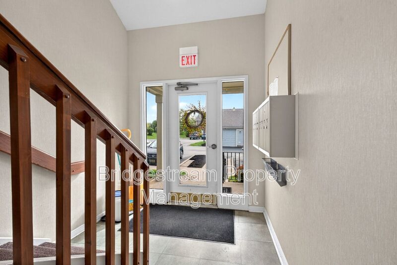 Beautiful 2 Bed, 2 Bath Condo in Centerville property image