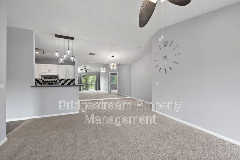 Beautiful 2 Bed, 2 Bath Condo in Centerville property image