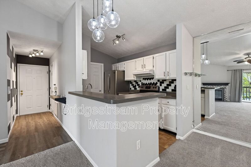Beautiful 2 Bed, 2 Bath Condo in Centerville property image