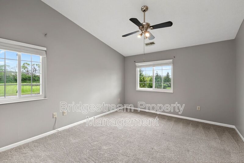 Beautiful 2 Bed, 2 Bath Condo in Centerville property image