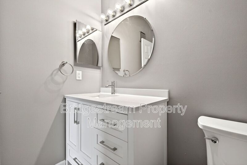 Beautiful 2 Bed, 2 Bath Condo in Centerville property image