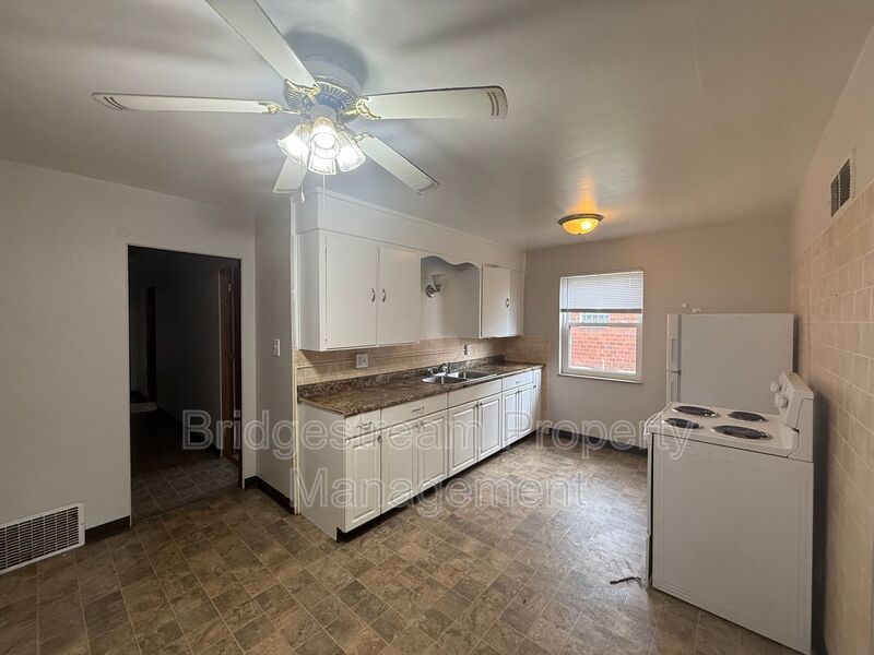 Cozy 2 Bed, 1 Bath Apartment in East Dayton property image