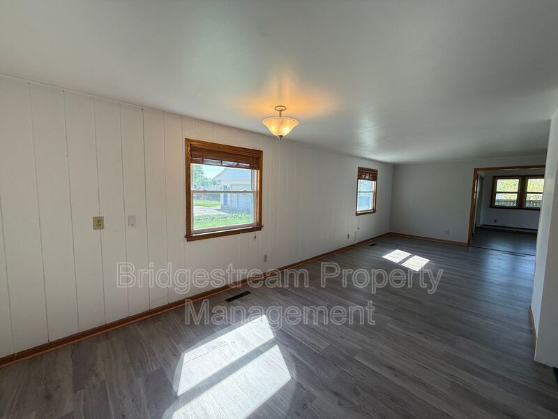 Cozy 3 Bed, 2 Bath Home in Centerville property image