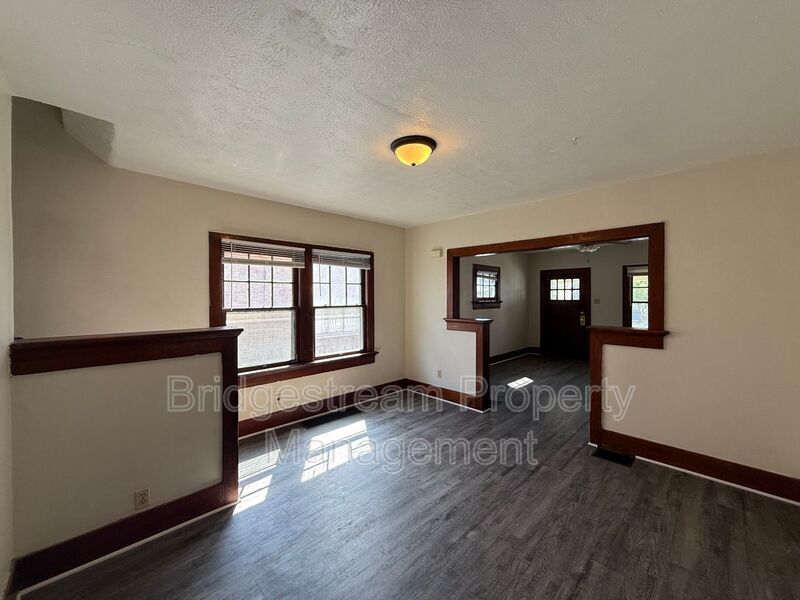 Cozy 3 Bed, 1 Bath Duplex Now Available property image