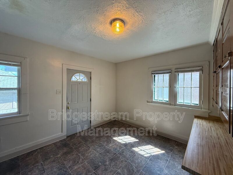 Cozy 3 Bed, 1 Bath Duplex Now Available property image