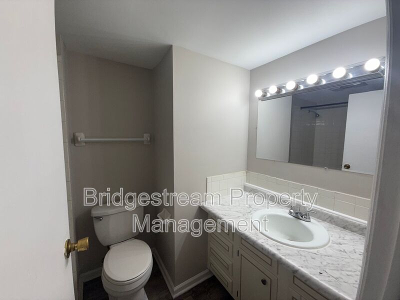 Cozy 2 Bed, 1.5 Bath Unit in Trotwood property image