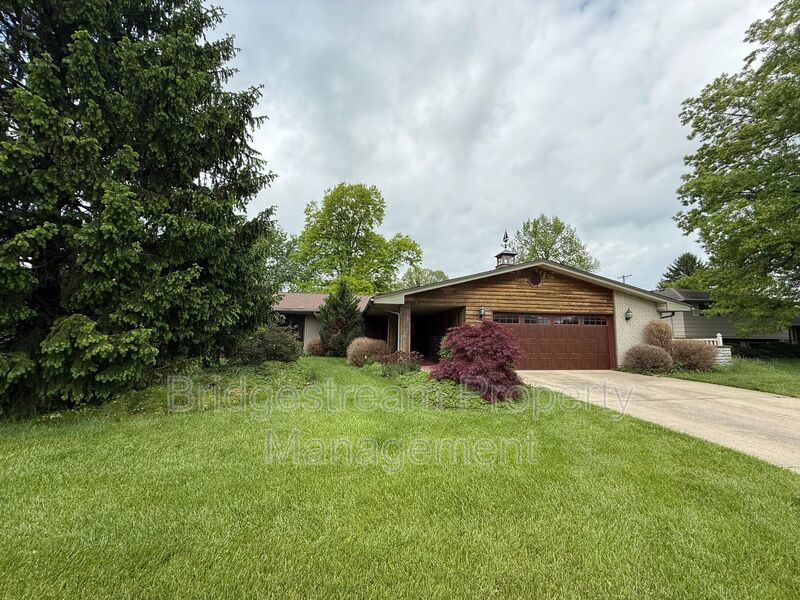Beautiful 4 Bed, 3 Bath Ranch Style Home in Kettering property image