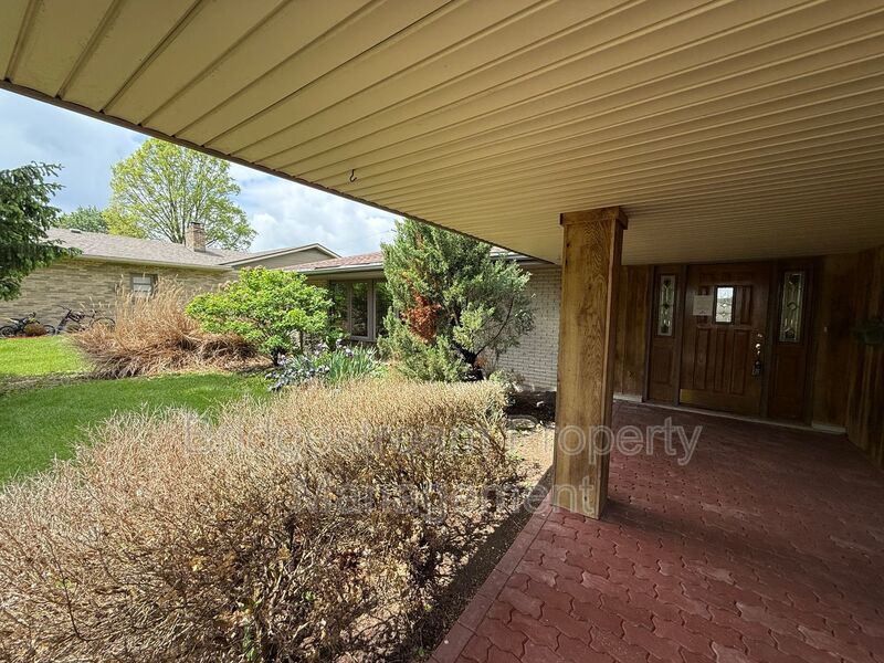 Beautiful 4 Bed, 3 Bath Ranch Style Home in Kettering property image