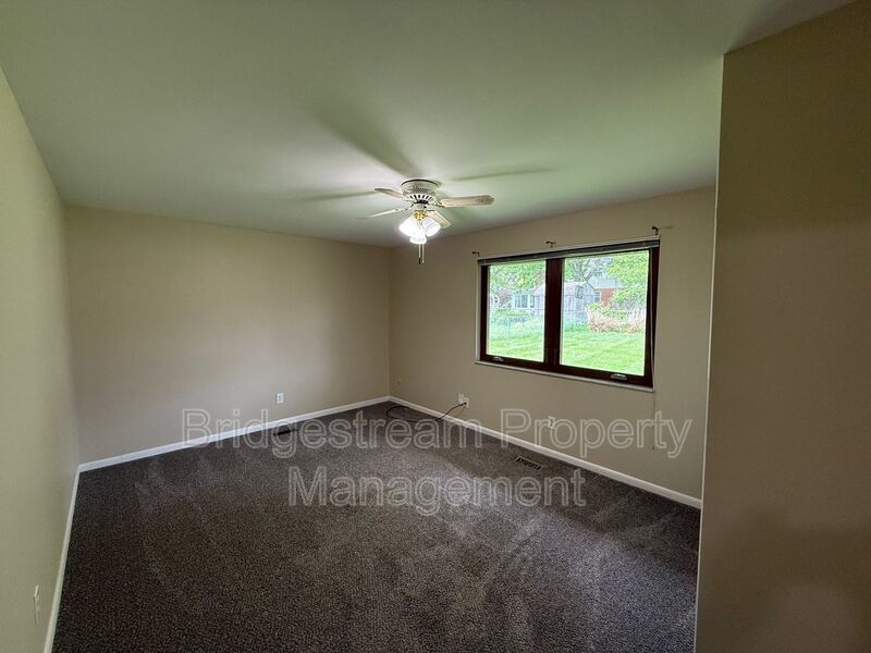 Beautiful 4 Bed, 3 Bath Ranch Style Home in Kettering property image
