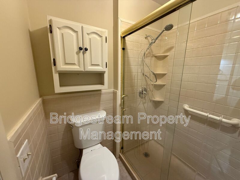 Beautiful 4 Bed, 3 Bath Ranch Style Home in Kettering property image