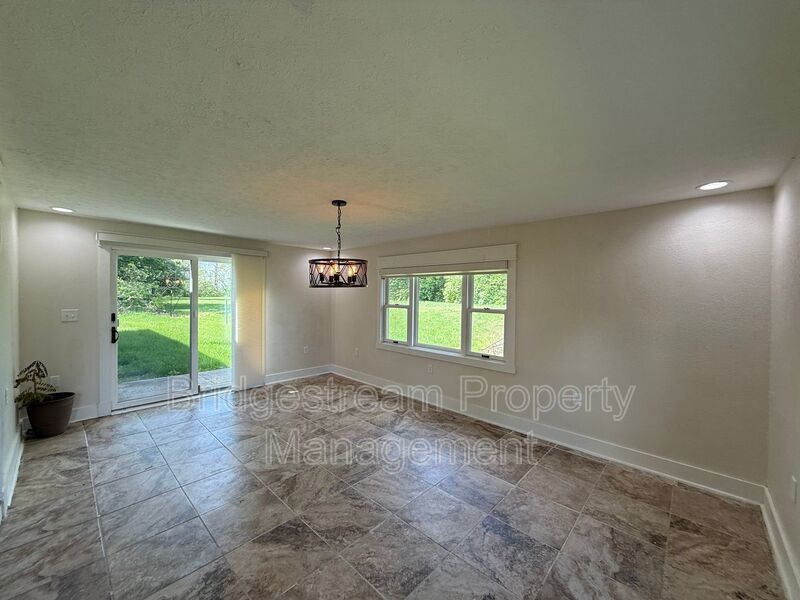 Beautiful 3 bed, 2.5 Bath Home with 1.5 acres of Land property image