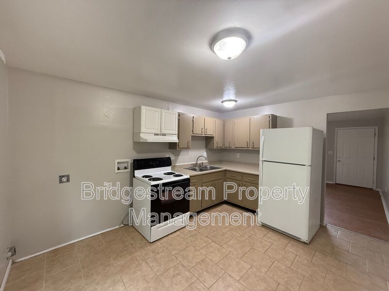 Cozy 2 Bed, 1 Bath Ranch Style Unit in Huber Heights property image