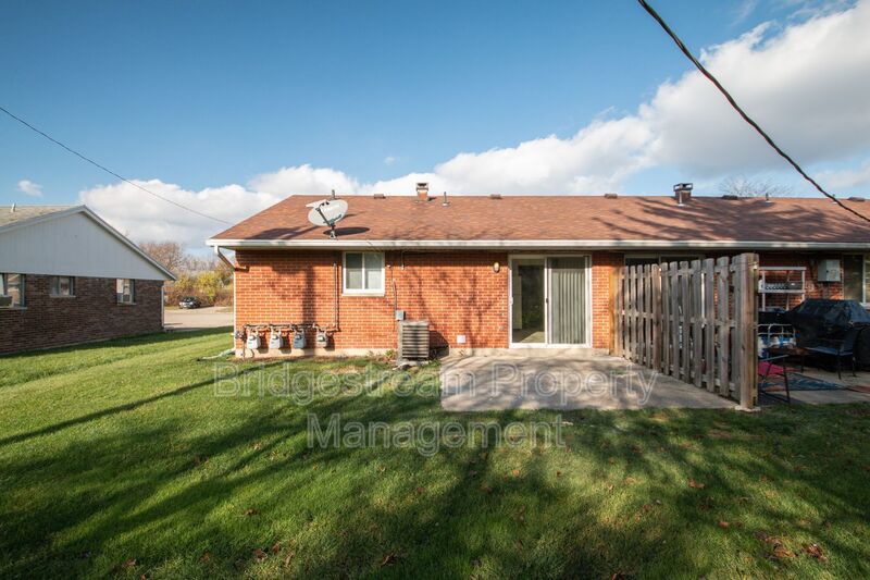 Cozy 2 Bed, 1 Bath Ranch Style Unit in Huber Heights property image