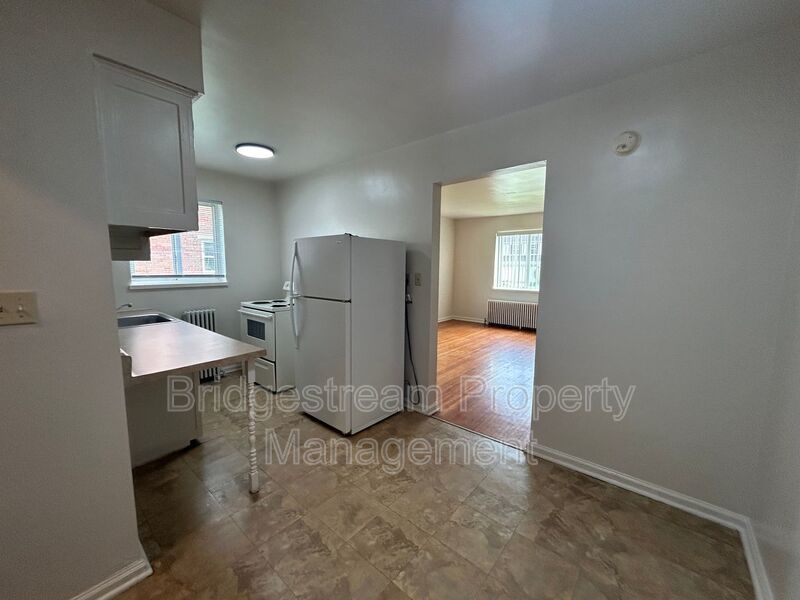 Ground Level 1 Bed, 1 Bath Unit in Kettering property image