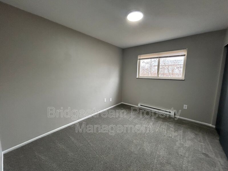 Newly Renovated 2 Bed, 1 Bath Downstairs Unit in Miamisburg Now Available property image