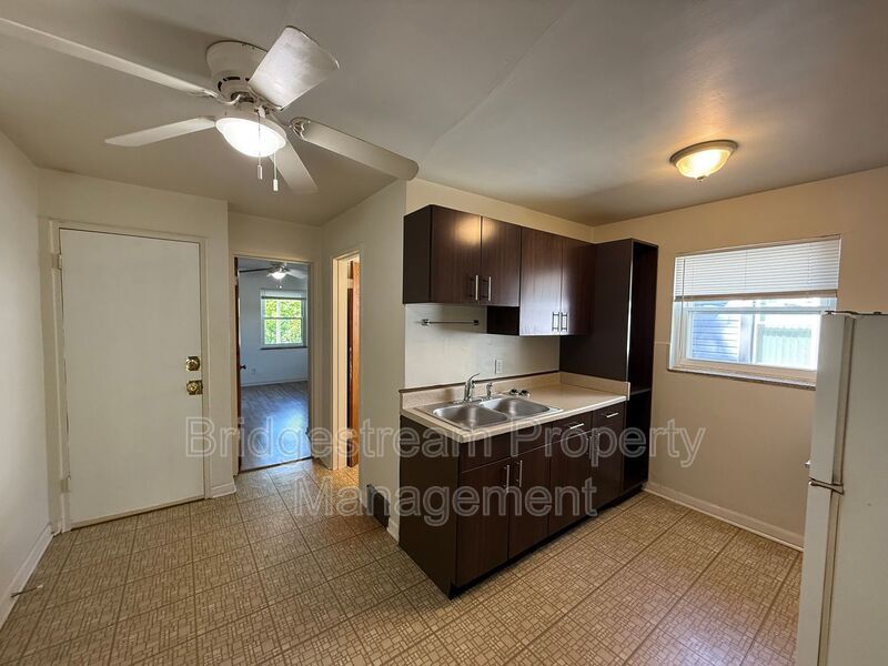 Cozy 1 Bed, 1 Bath Upstairs Apartment Now Available property image
