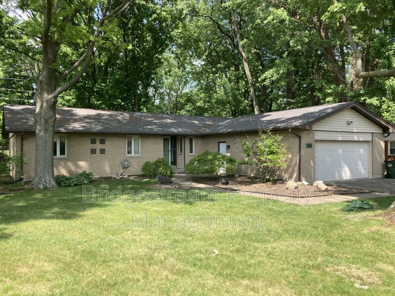 Beautiful 3 Bed, 2 Bath Ranch Home in Dayton property image