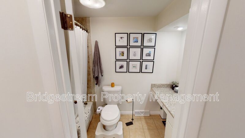 Beautiful 3 Bed, 2 Bath Ranch Home in Dayton property image