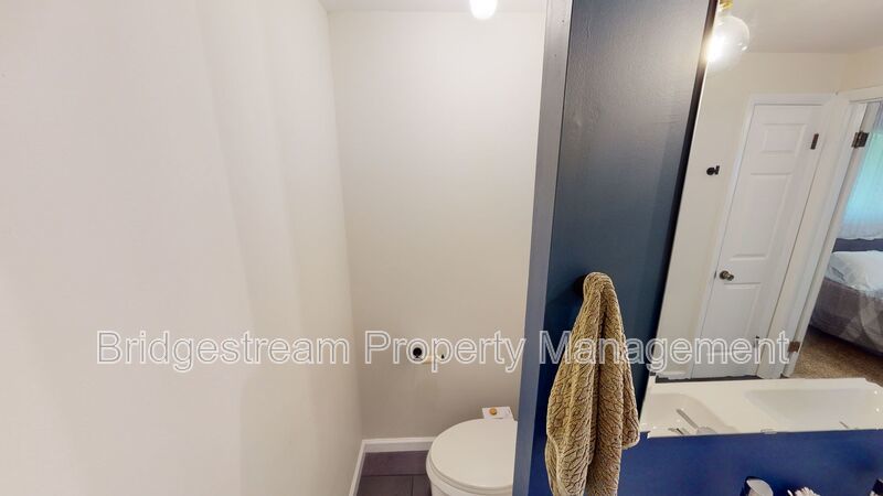 Beautiful 3 Bed, 2 Bath Ranch Home in Dayton property image