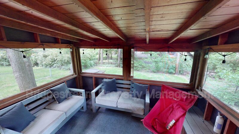 Beautiful 3 Bed, 2 Bath Ranch Home in Dayton property image