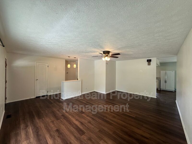 Beautiful 3 Bed, 1.5 Bath Ranch Style Home Now Available property image