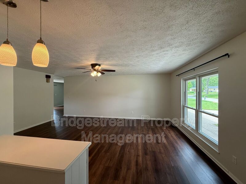 Beautiful 3 Bed, 1.5 Bath Ranch Style Home Now Available property image