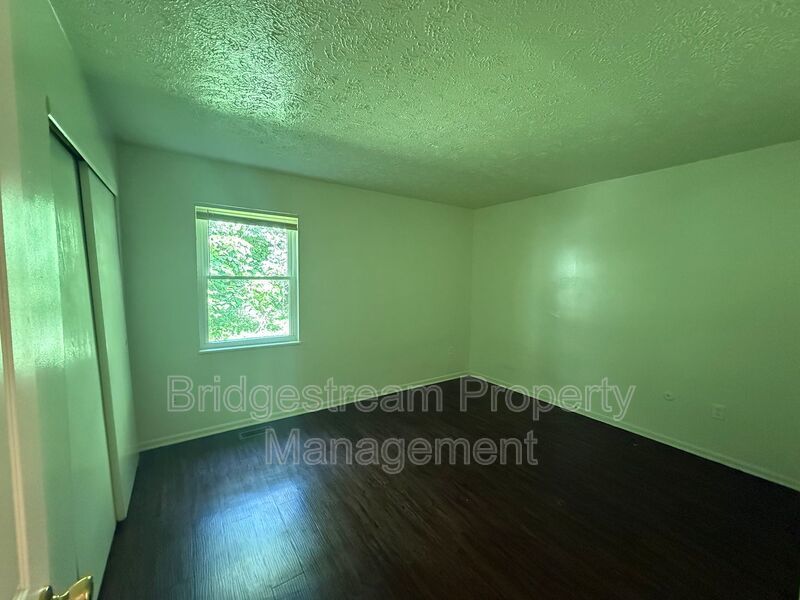 Cozy 1 Bed, 1 Bath Apartment property image