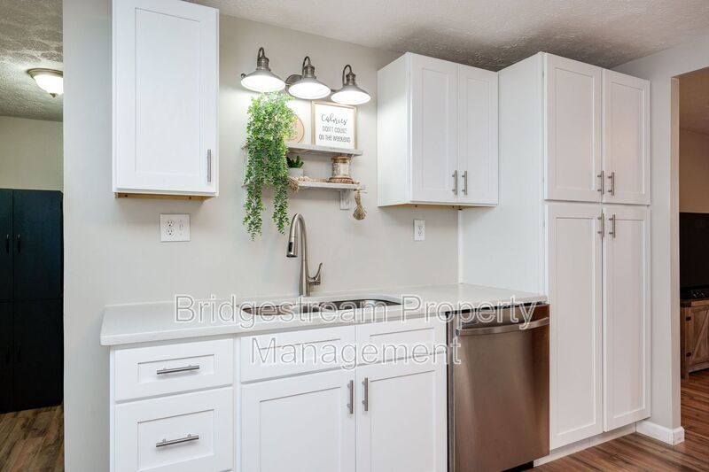 Charming, Fully Renovated 3-Bedroom Home in Xenia property image