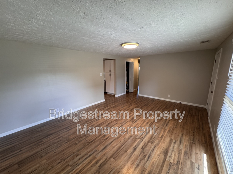 Charming, Fully Renovated 3-Bedroom Home in Xenia property image