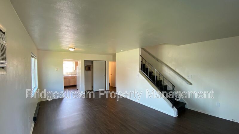 Cozy 2 Bed Apartment in West Milton Now Available property image