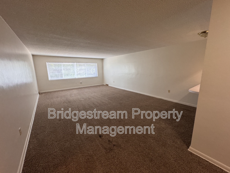 Spacious 2 Bed, 2 Bath Apartment in West Dayton property image