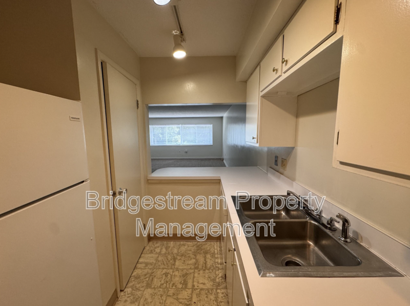 Spacious 2 Bed, 2 Bath Apartment in West Dayton property image
