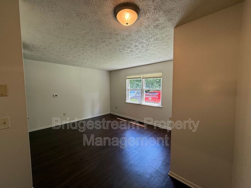 Cozy 1 Bed, 1 Bath Apartment Now Available property image