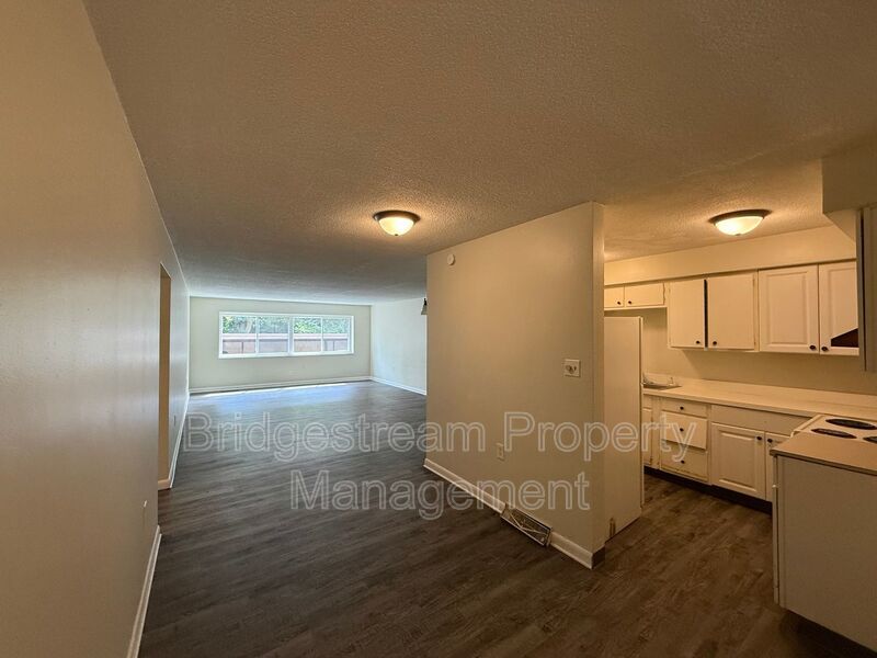 Spacious 2 Bed, 2 Bath Apartment in West Dayton property image