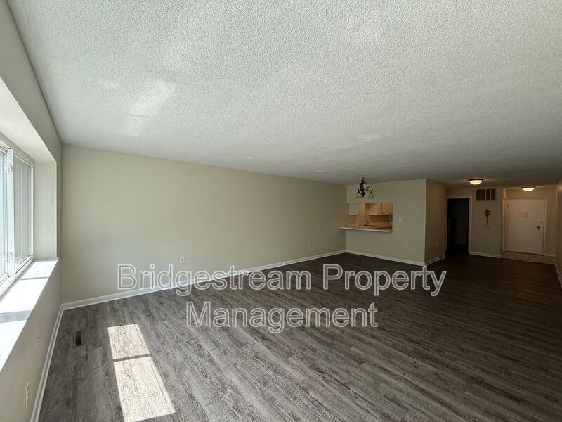 Spacious 2 Bed, 2 Bath Apartment in West Dayton property image