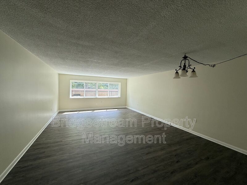 Spacious 2 Bed, 2 Bath Apartment in West Dayton property image