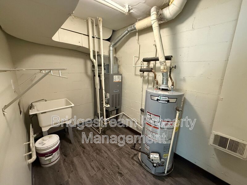 Spacious 2 Bed, 2 Bath Apartment in West Dayton property image