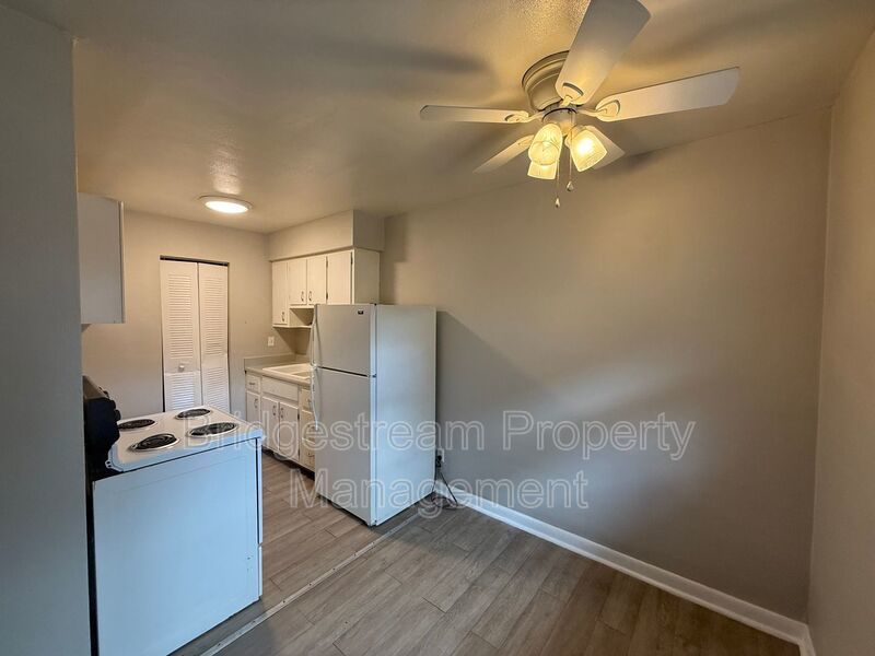 Cozy 1 Bed, 1 Bath Ranch Style Apartment property image