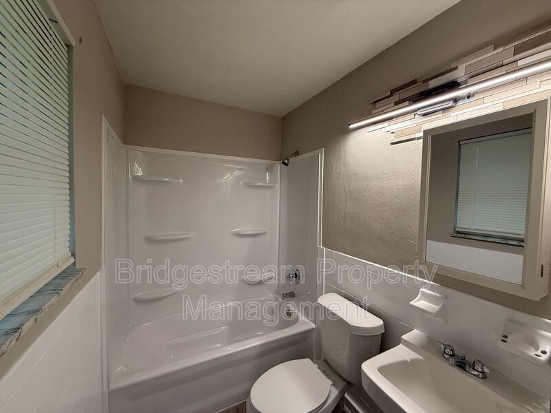 Cozy 1 Bed, 1 Bath Ranch Style Apartment property image