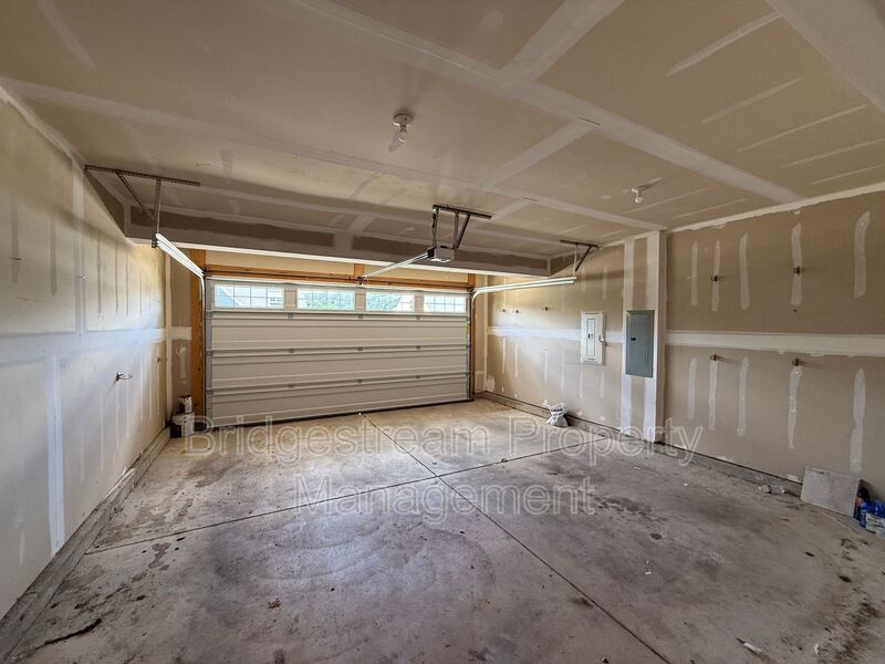 Beautiful 4 Bed, 3 Bath Home in Beavercreek Coming Soon property image