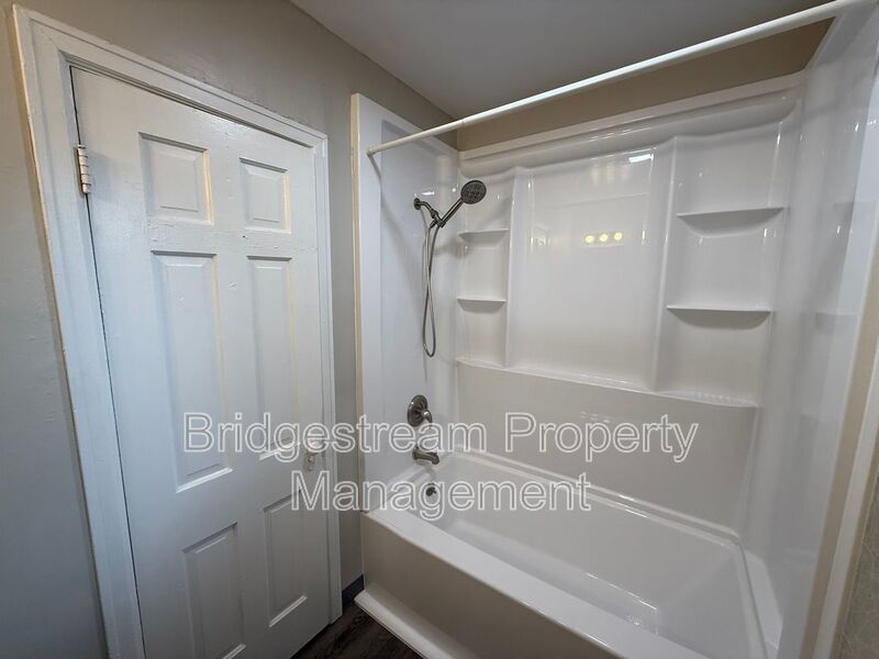 Updated 2 Bed, 1 Bath Double with Basement in Fairborn property image