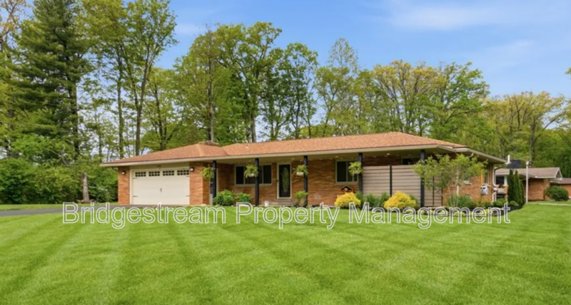 Beautiful 3 Bed, 2 Bath Home in Beavercreek Coming Soon property image