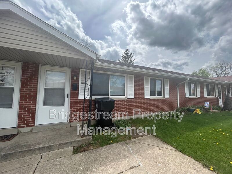 Cozy 2 Bed, 1 Bath Ranch Apartment in Huber Heights property image